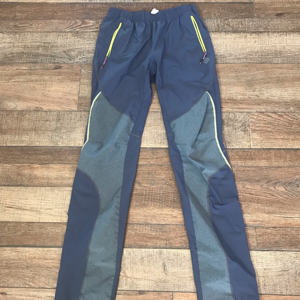 Columbia sports wear pants